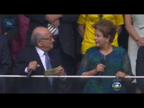 Protestos e vaias marcam início da Copa das Confederações