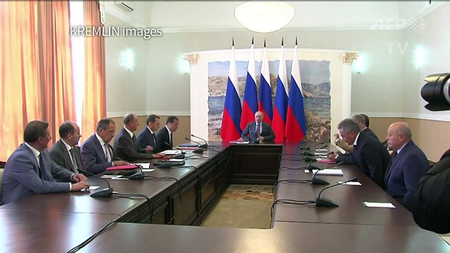Putin visits Crimea after Ukraine incursion claim