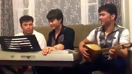 سلام دوستا این آهنگ برای شجاعی ارزگان خوانده شده.تقدیم به دوستا عزیز.