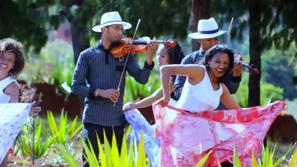 GROUPE AINA   -    Gasikara      (Gasy HD 2016)