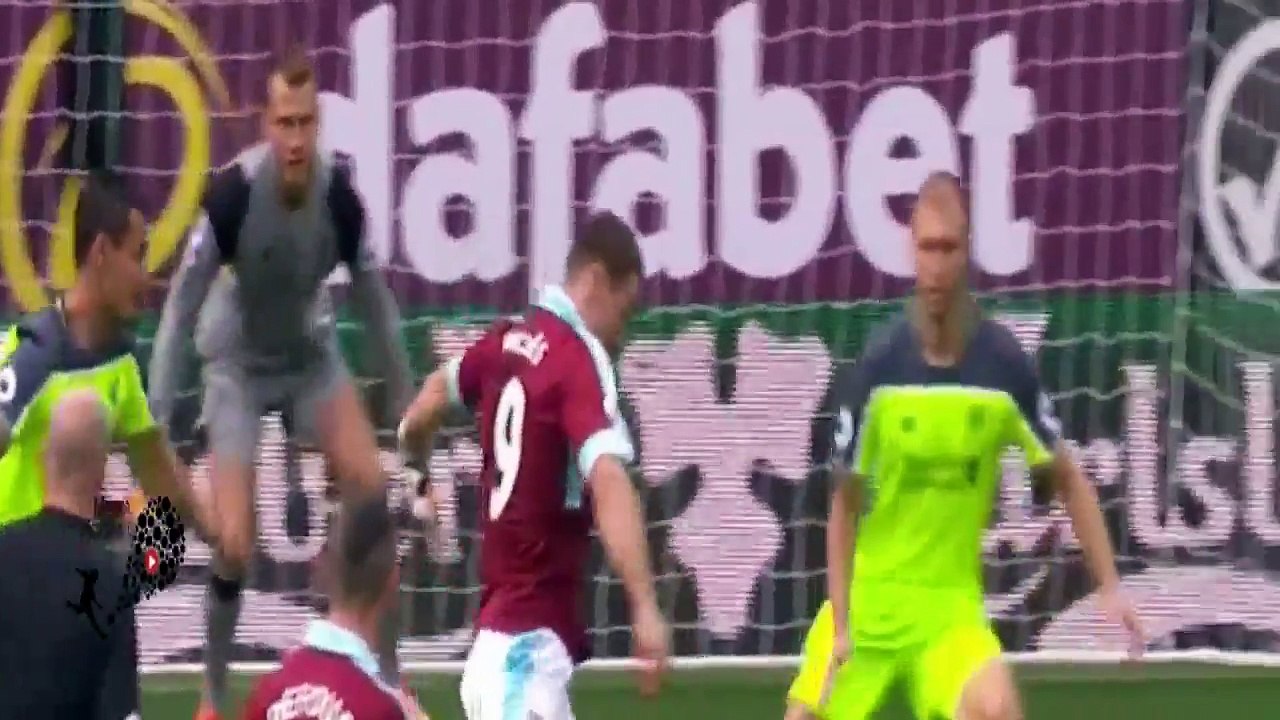 اهداف مباراة بيرنلي وليفربول 2-0 [كاملة] الدوري الانجليزي 2016-2017 [20-8-2016] HD