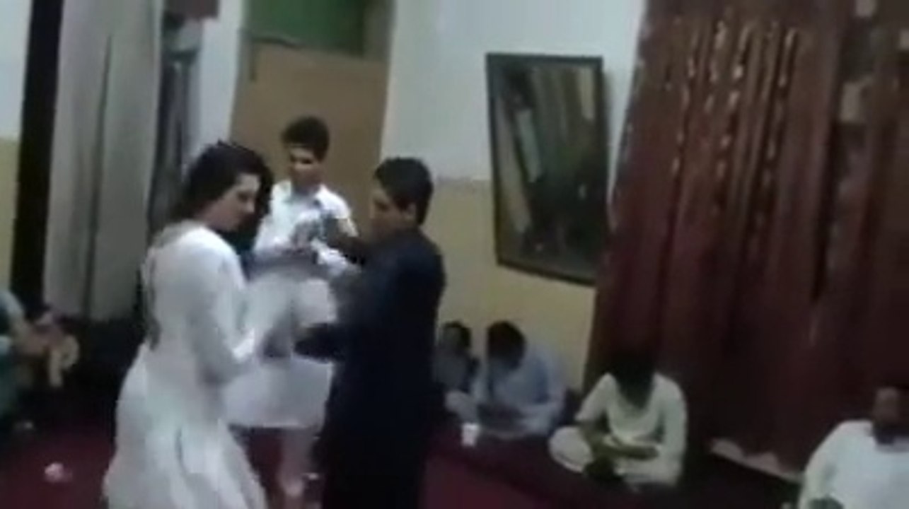 05:54 Tom and Jerry cartoon 2016 Tom and Jerry cartoon 2016 by Free videos Online 82,659 views 03:06 Watch Online Movie Suicide Squad 2016 In Hindi Dubbed Watch Online Movie Suicide Squad 2016 In Hindi Dubbed by Free videos Online 8,600 views 01:07 Kare