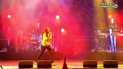 JUNIOR KELLY live @ Main Stage 2016