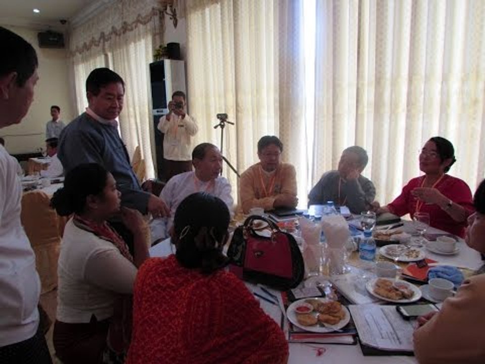 Ethnic MPs join peace discussions
