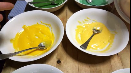 Make Vividly Coloured Chocolate using Chromacake Concentrated Powders