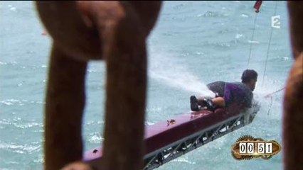 "Fort Boyard" : Anouar Toubali lutte contre les jets d'eau et fait rire son équipe