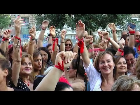 Napoli - Trasferimenti decisi da algoritmo: la calda estate dei docenti (20.08.16)