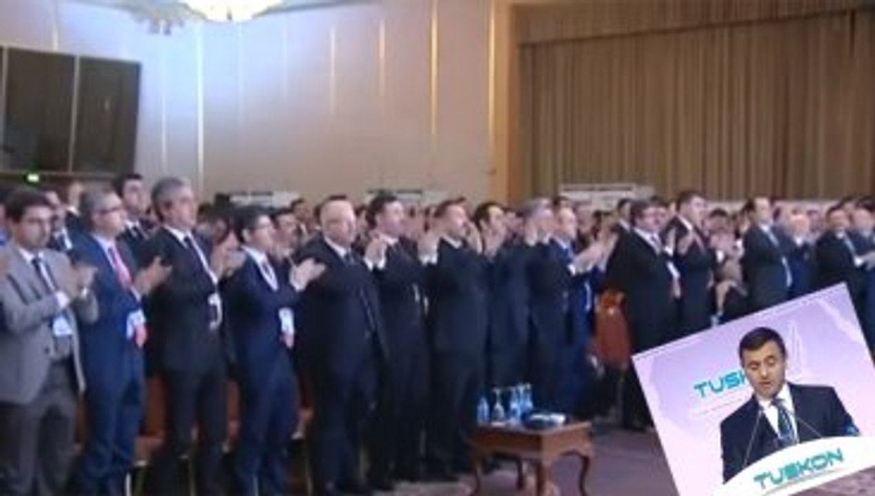 Erdoğan'a Hakaret Konuşmasını Ayakta Alkışlayanlara Gözaltı Kararı