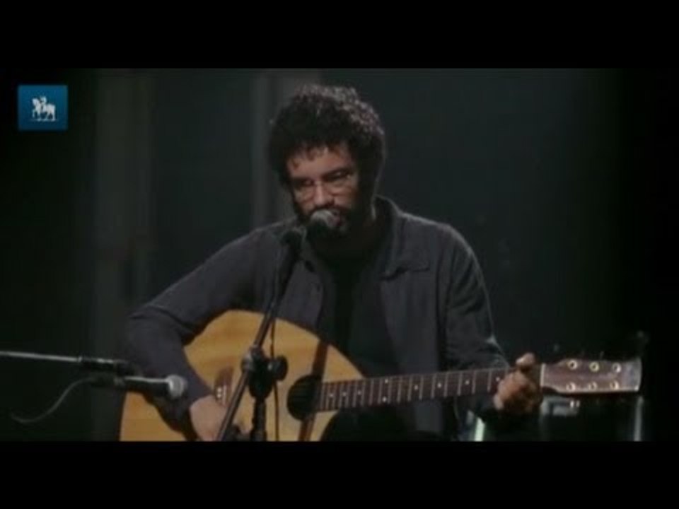 "Somos Tão Jovens" conta a história de Renato Russo e da "Legião Urbana"