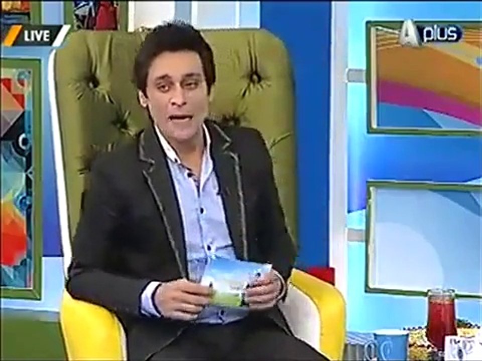 What Reema Said When Sahir Lodhi Kissed Her in a Live Show ??