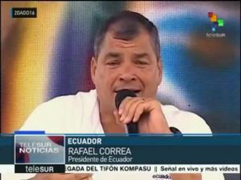 Correa felicita a Evo Morales por resultados económicos para Bolivia