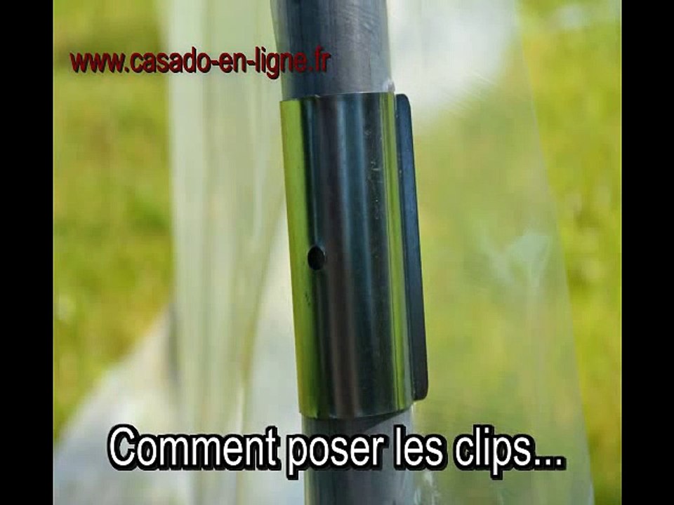 Comment poser et enlever les clips de fixation pour film, bâche, filet sur une serre tunnel de jardin