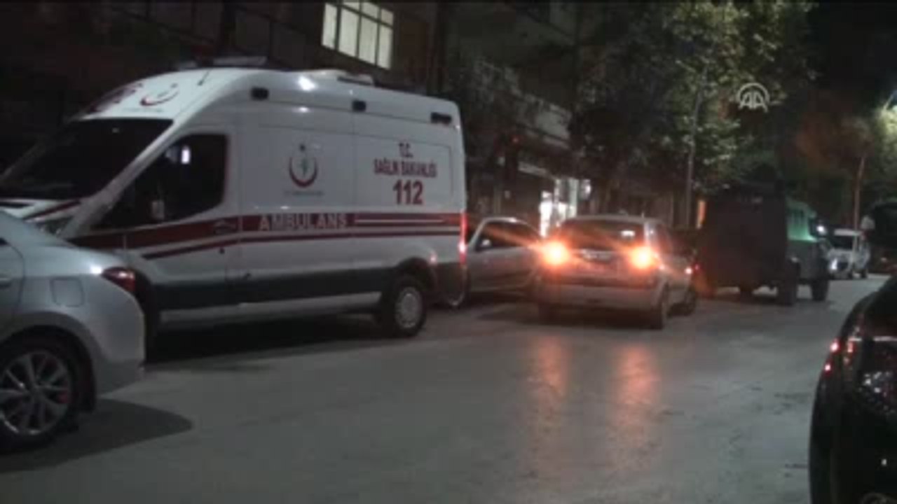 Şanlıurfa'nın Viranşehir İlçesinde, Şehit Olan Polis Memuru Ömer Sönmez'in Elazığ'daki Babaevinde...