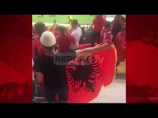 Report TV - Shqiptarët “pushtojnë” Francën nis hyrja e tifozëve në stadium