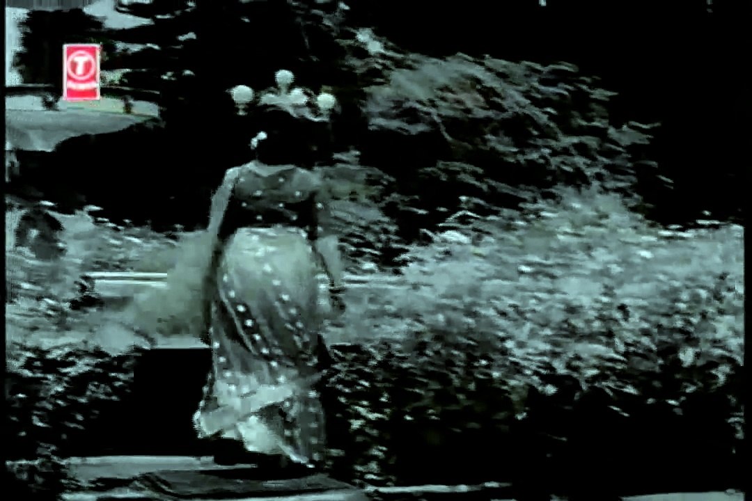 Chanda Se Hoga Woh Pyara Lata Mangeshkar & PB Sreenivas Main Bhi Ladki Hoon 1964 Music Chitragupta