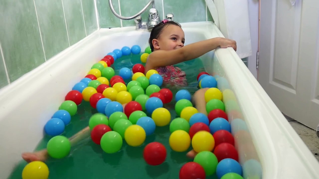 Giant SLIME BATH Gooey Pool SLIME BAFF and ball pit balls video