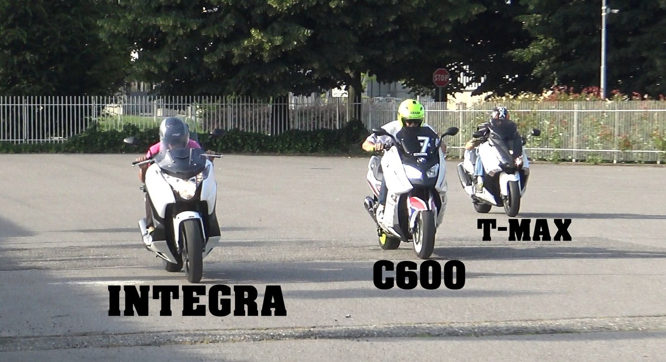 TEST 0/100 HONDA INTEGRA Vs T-MAX 530 Vs  BMW C600  (VIDEO 4K)
