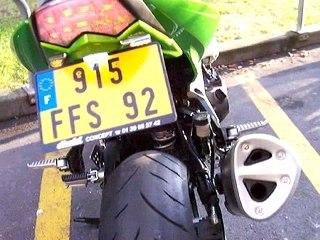 clignos z750 k7 intégrés à la tête de fourche