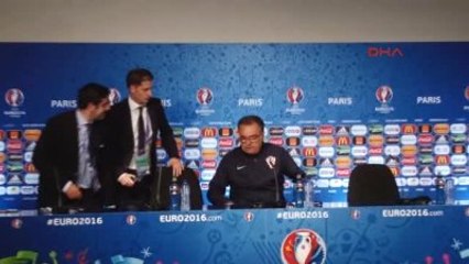 Hırvatistan Milli Takımı Teknik Direktörü Cacic Türklerin, Top Ayaklarındayken Ne Kadar Tehlikeli...