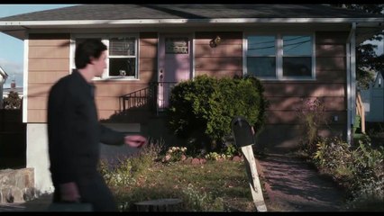 PATERSON - Jim Jarmusch Film Clip (Adam Driver, Golshifteh Farahani, Nellie)