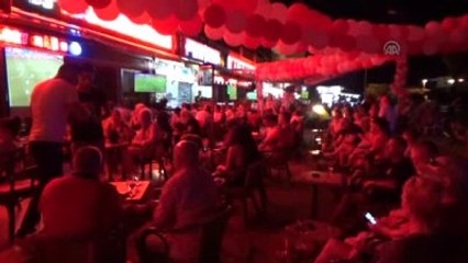 Taraftar Sokağı"Nda İngilizler Gülemedi