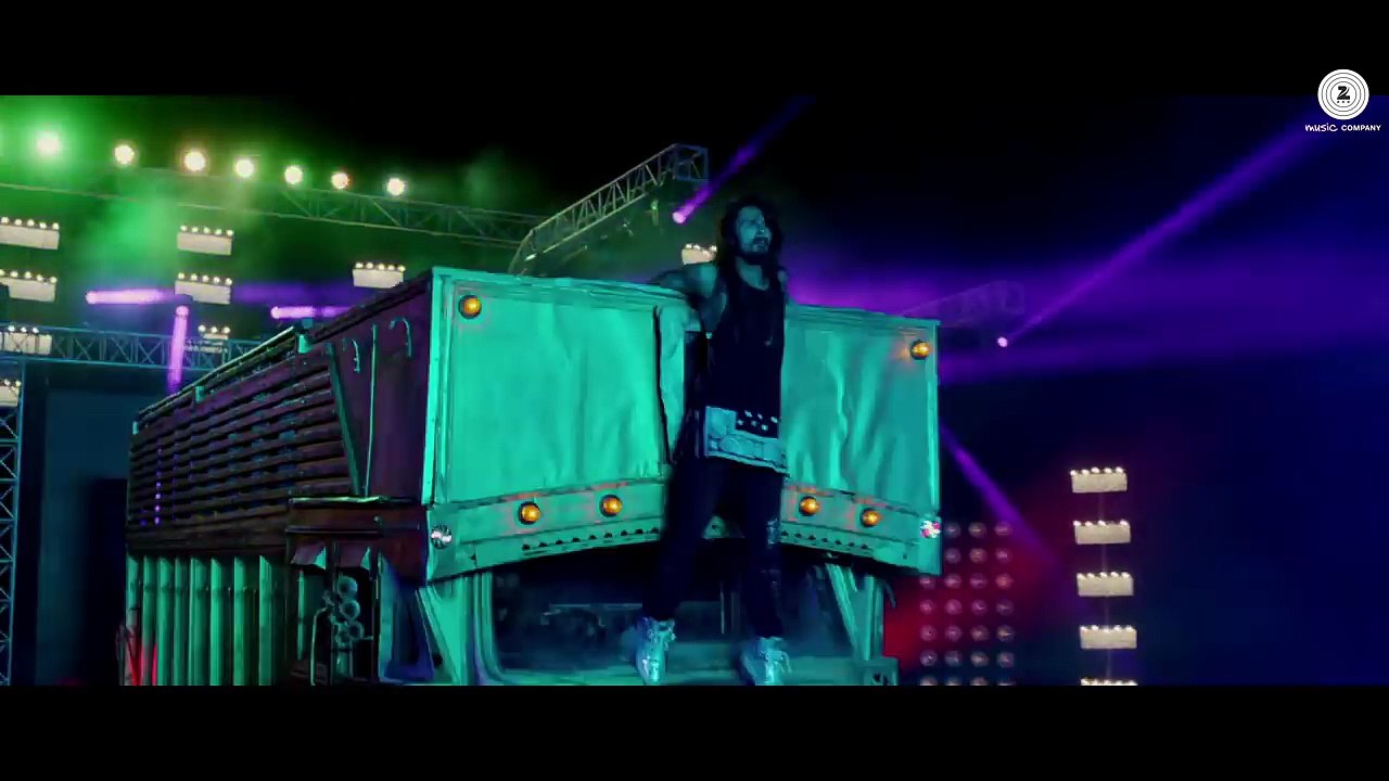 (NEW SONG)Chitta Ve - Udta Punjab - Shahid Kapoor, Kareena Kapoor Khan, Alia Bhatt & Diljit Dosanjh - Amit T