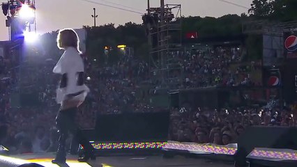 Fergie Gorgeous Ass Cheeks