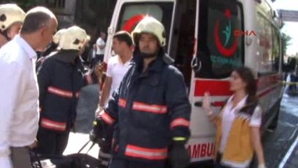 Cihangir'deki Patlamada Molozların Altında Kalan Bir Simitçi Hayatını Kaybetti