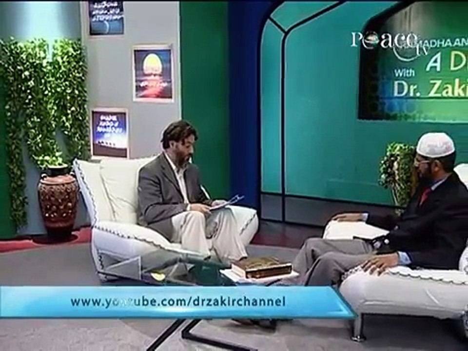 Zakat-ul-Fitr - Does the Employer have to pay on behalf of his workers -