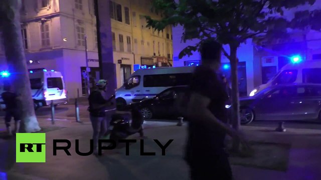 Violentes bagarres entre supporters Anglais Russes et l'OM à Marseille - Angleterre Russie Euro