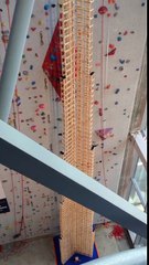 Record du monde de la tour la plus haute en Kapla