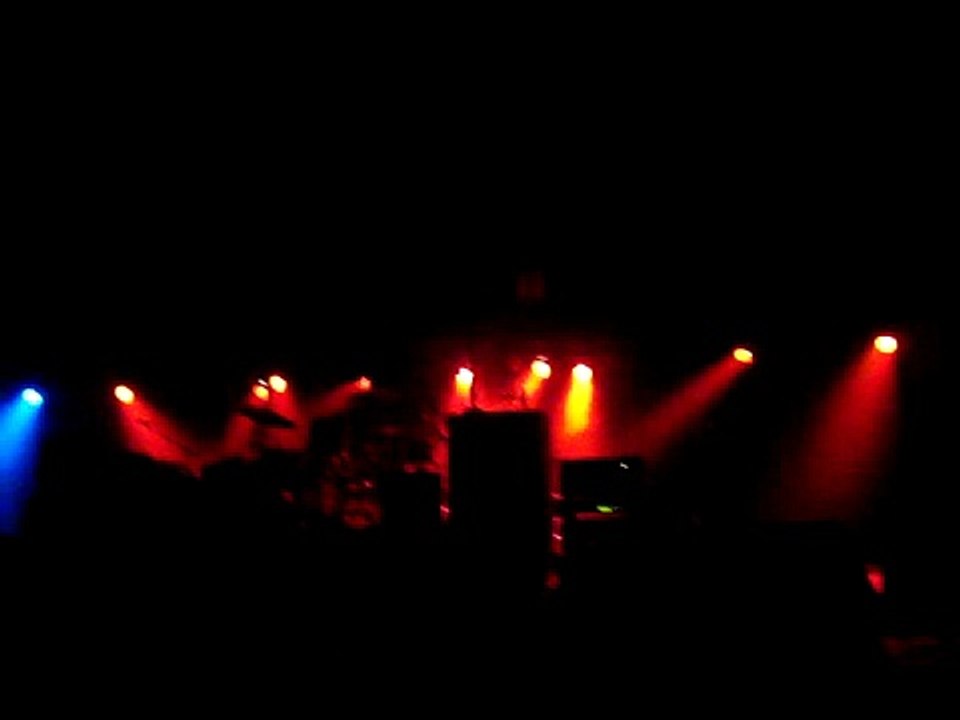 The Kooks running on stage San Francisco Warfield 10-25-08