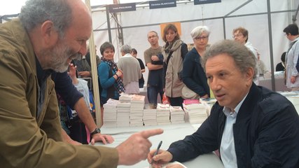 Michel Drucker, star du salon du livre