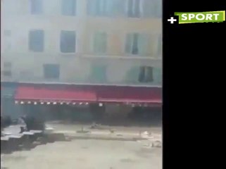 Video : Rioting between masses England and Russia, Euro 2016 , Marseille, France