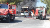 Rodos'ta Tur Otobüsü Yandı! 11 Türk Yolcu da Ölümden Döndü