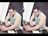 Hotness Alert! Salman Khan Flaunts His Biceps In A Selfie !