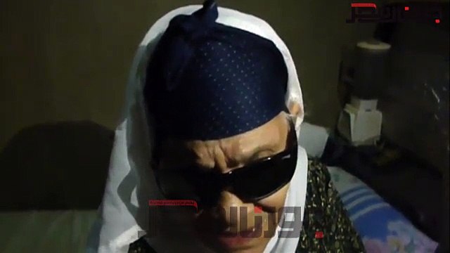 السيدة المتبرعة بقرطها لصندوق تحيا مصر الإعلان دة علشان الأغنياء البخلا يتبرعوا لمصر