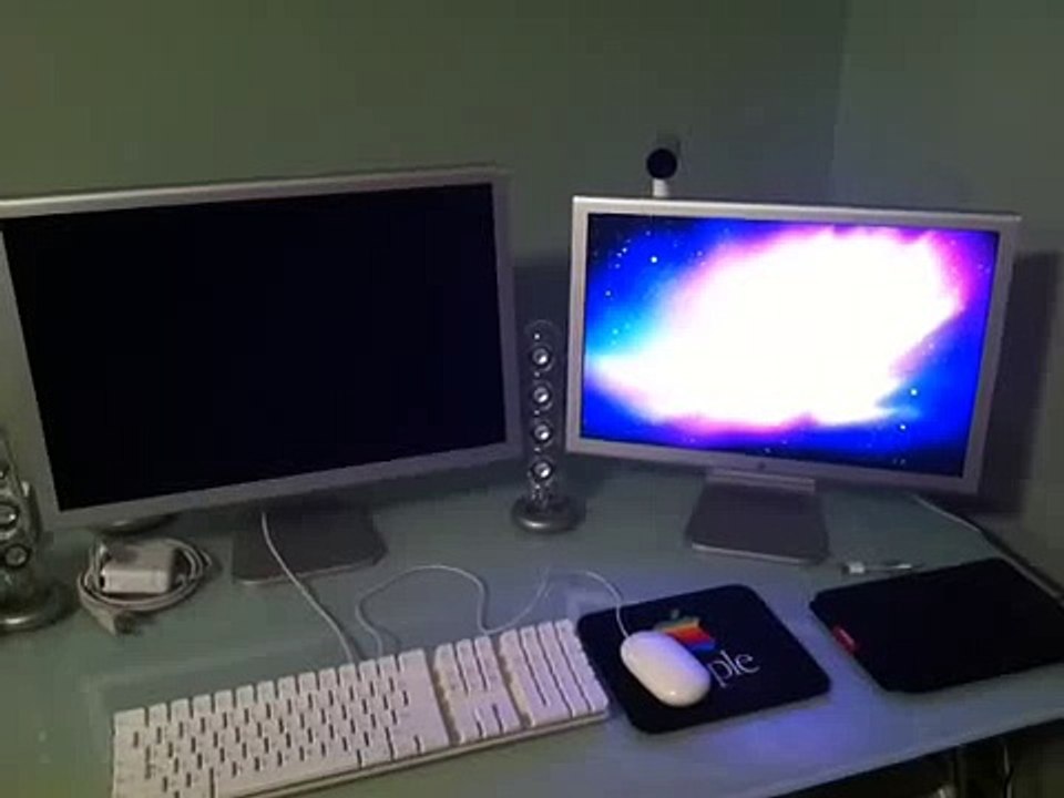 Apple 23-inch Cinema HD Display Problem