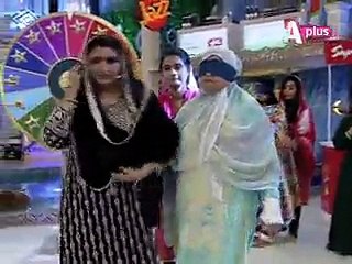 Check Brave Pakistani Women Performance in a Live Show