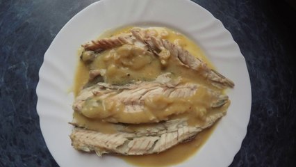 Recette de maquereau aux oignons et vin blanc