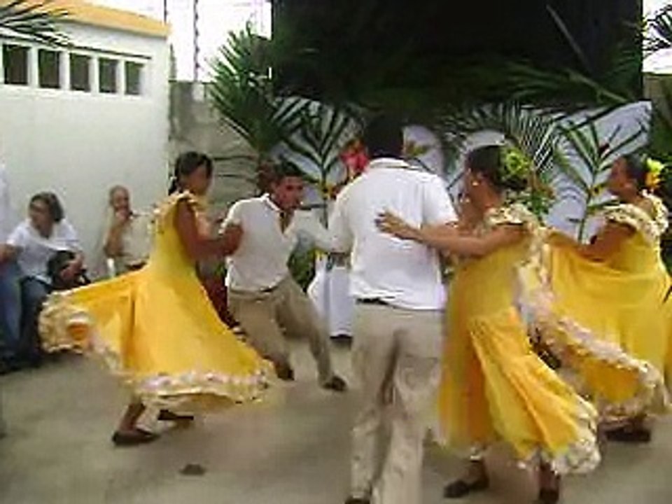 TAMUNANGUE PALAVECINO SABAD0 29  05   2010 121