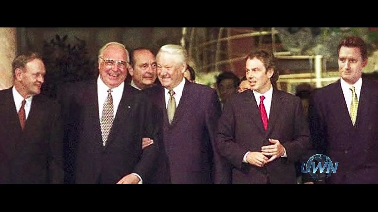 INDEPENDENCE DAY 2 Resurgence - The War of 1996 - Movie CLIP # 1