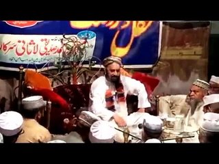 Peer Sahib Lambi Lambi Chorr Kar Mureedon Ko Mamoon Banate Hue