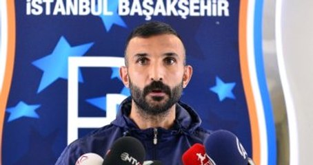 Yalçın Ayhan, Hırvatistan Maçı Sonrasında Göndermede Bulundu