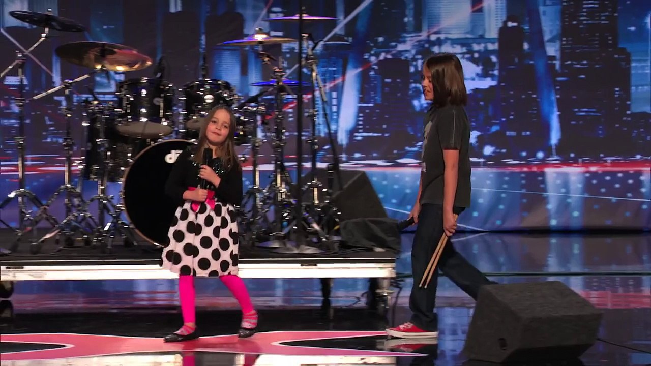 6-Year-Old Aaralyn Screams Her Original Song, -Zombie Skin- - America's Got Talent