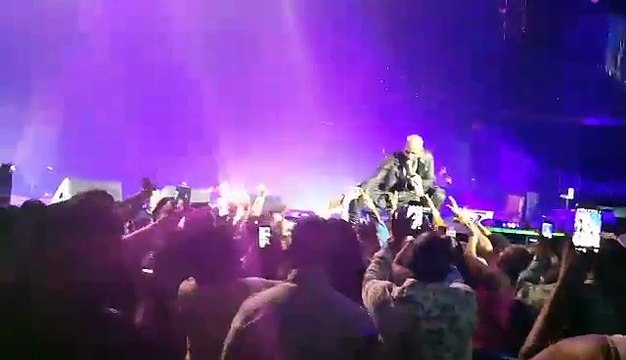 HHV Exclusive: R. Kelly performance at Phillips Arena in Atlanta (preview)