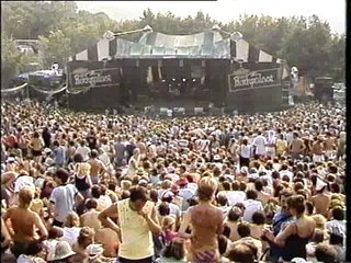 U2 - Out of Control / Twilight - Live, 20 Aug 83 - (1 of 10)