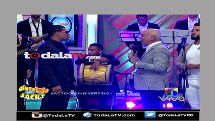 El Jeffrey  le dice a  Fernando villalona ''tu no debes criticar lo que tiene éxito''- Divertido con Jochy- Video
