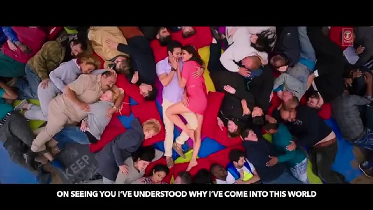 HUA HAIN AAJ PEHLI BAAR - SANAM RE - Pulkit Samrat, Urvashi Rautela, Divya Khosla Kumar