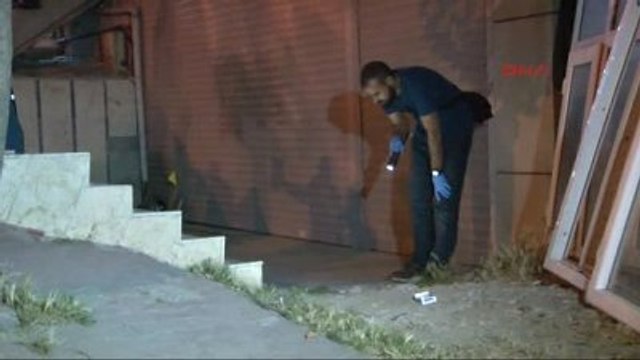 Esenyurt'ta Bir Restorana Ses Bombası Atıldı
